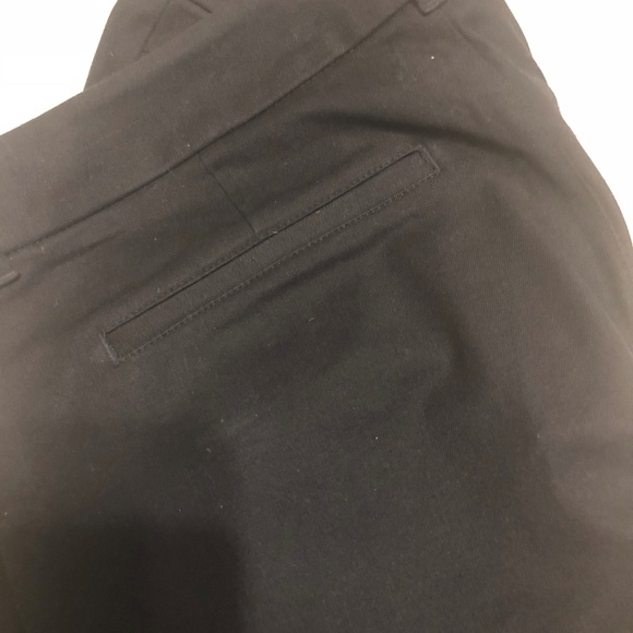 Old Navy Cropped Pant - Picture 3 of 3